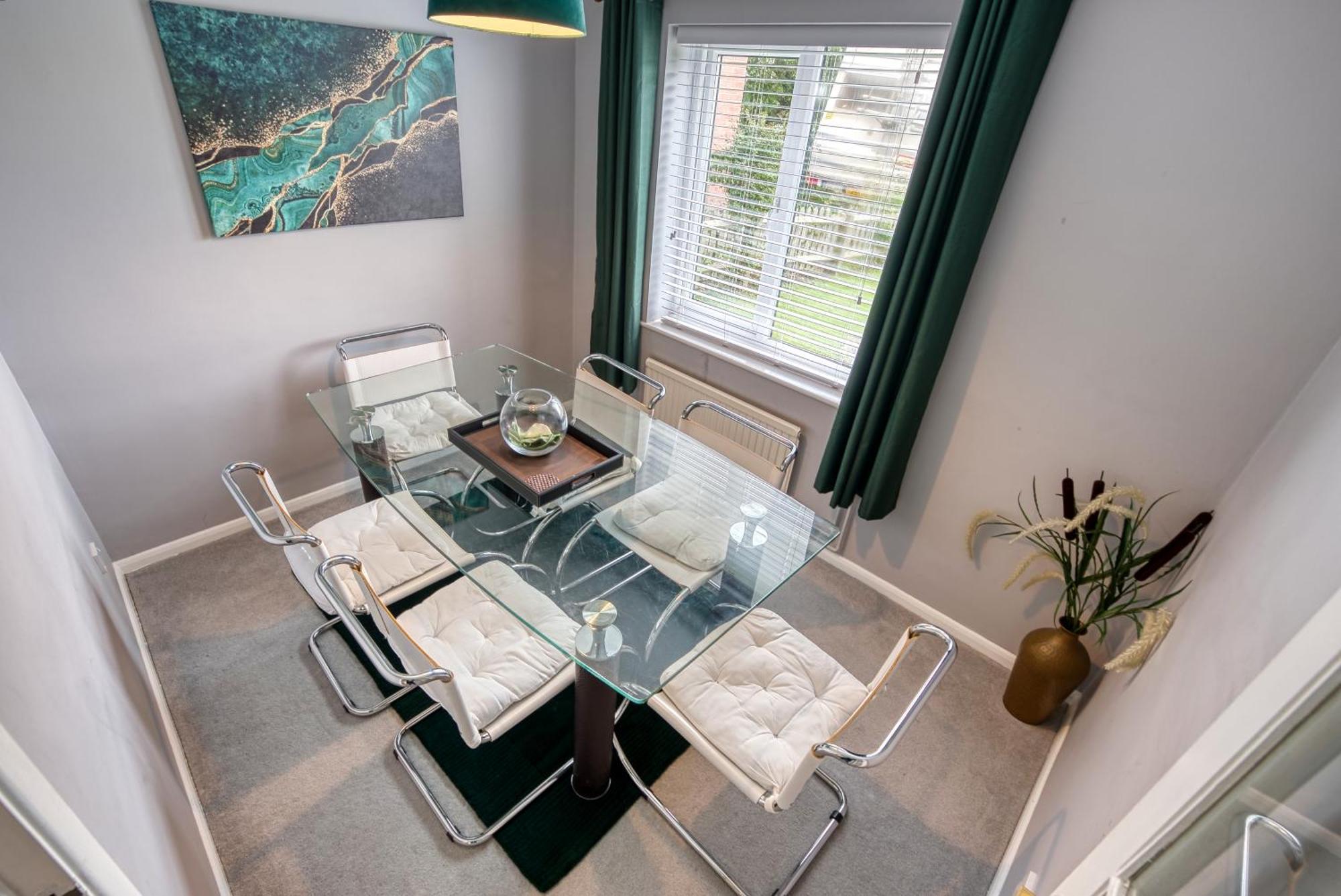 Capri 13 Sa: University-Adjacent House with Garden and Motorway Access Loughborough Exterior photo